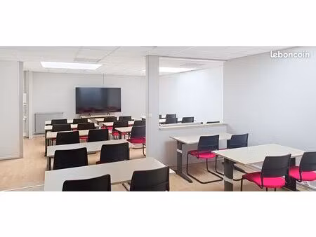 openspace lumineux & rénové de 110 m² à saint-cyr-sur-loire