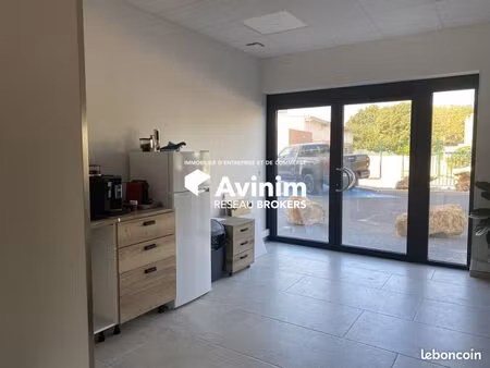 local commercial 60 m² montauroux