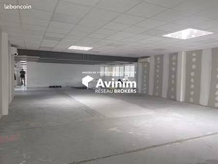 local 400 m² montauroux