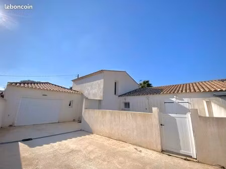 maison de 3 pièces avec terrasse en location