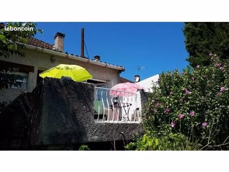 maison de village 2 pièces 49 m²