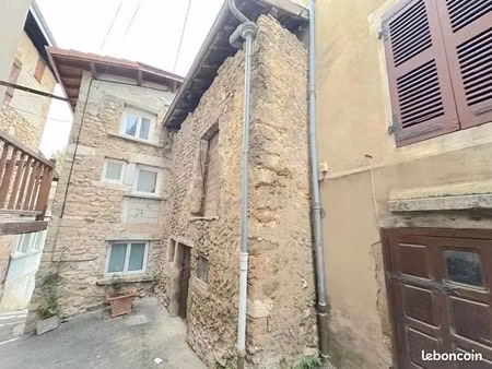 maison 2 pièces 103 m²