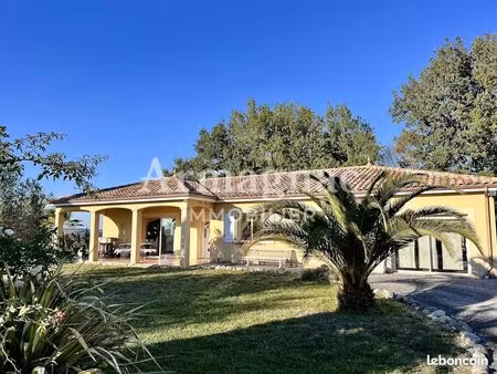 maison 6 pièces 150 m²