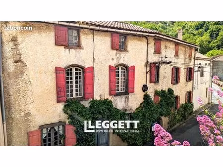 maison 6 pièces 235 m²