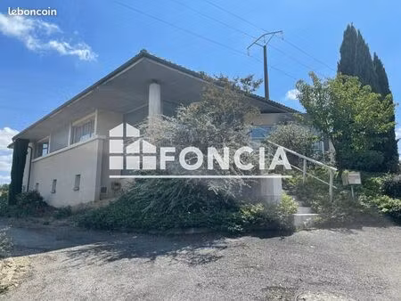 local bureaux 108 m²