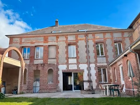 maison 8 pièces 210 m²