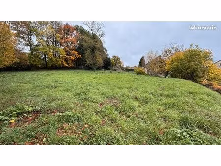 terrain 1700 m² maisonnisses