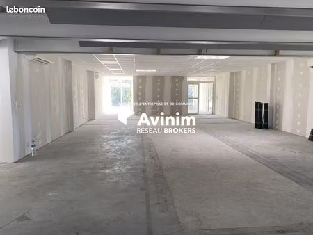 local 200 m² montauroux