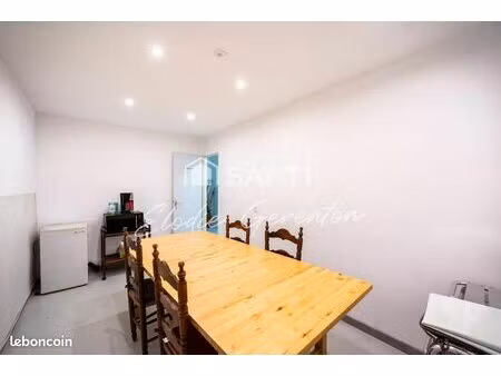 local commercial 87 m² prades