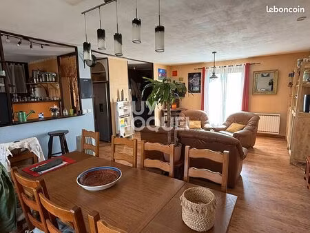 maison 7 pièces 141 m²