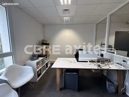 bureaux 95 m²