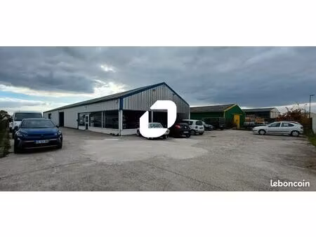 local d'activité 520 m²