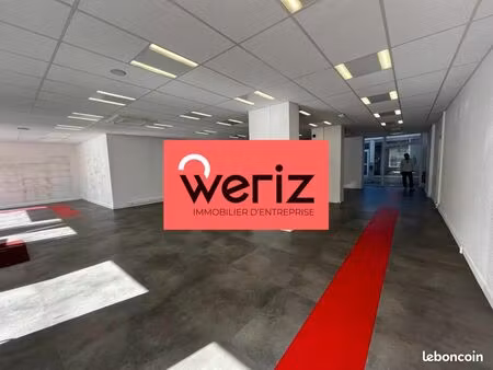 local industriel 875 m²