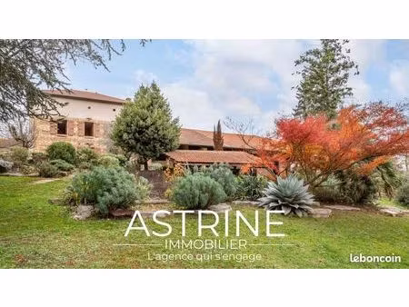 maison 6 pièces 140 m²