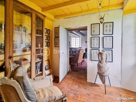 maison 11 pièces 560 m²