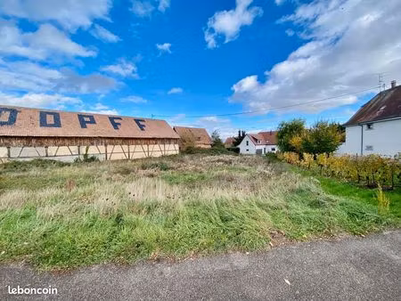 beau terrain  viabilisé  divisible vue dégagée