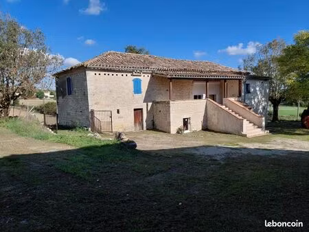 ferme 100 m² belmont sainte foi