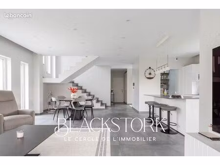 maison 6 pièces 150 m²