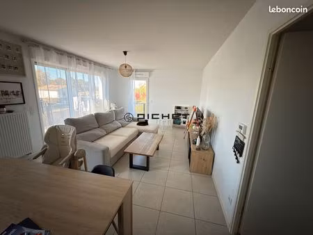 appartement 3 pièces 64 m²