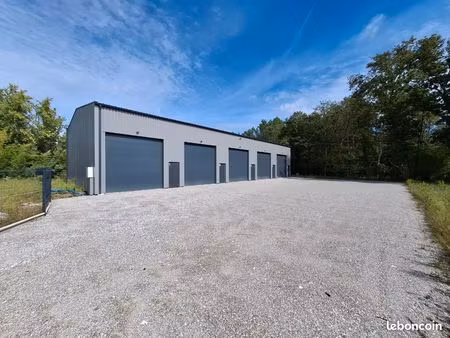 batiment artisanal a louer