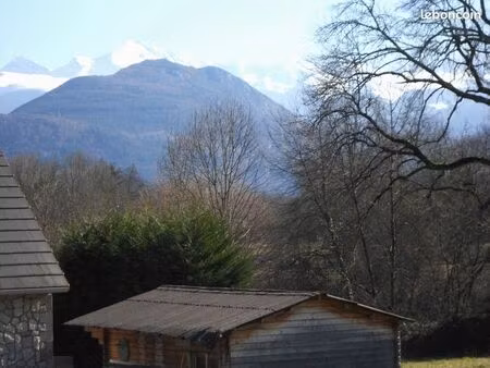 terrain 1 000 m² poueyferre