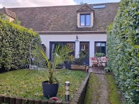 charmant f2 type maisonnette avec jardin