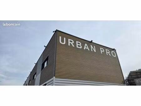 local d'activité 120 m²