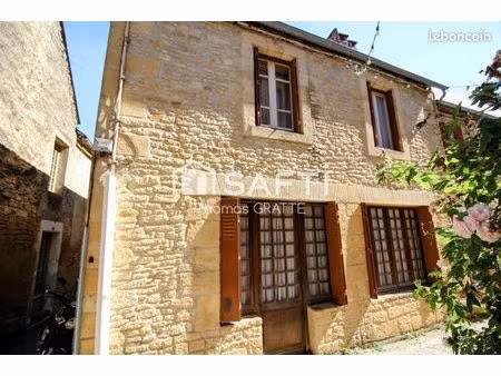 maison 6 pièces 110 m²