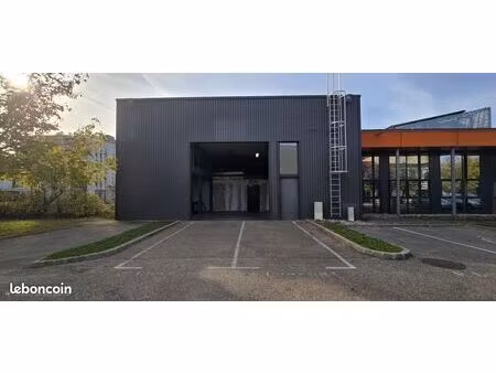 bureaux  entrepôt 286 m² saint-martin-d'hères