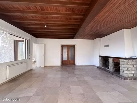 propriété 5 pièces 128 m²