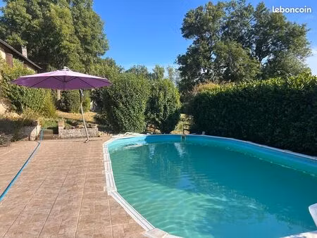 grand domaine avec gite sur terrain de 1.7 hectares