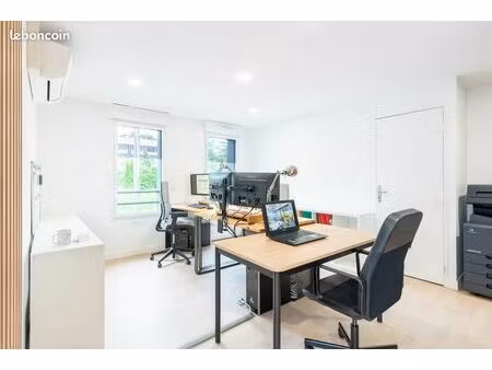 bureau a louer 42m²