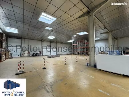 local d'activité 1 200 m²