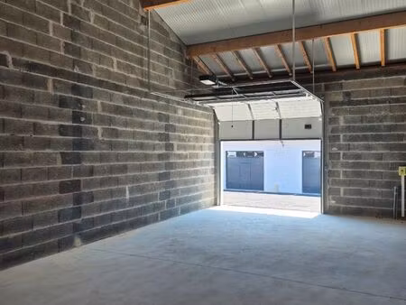 local neuf 68m2 ayherre