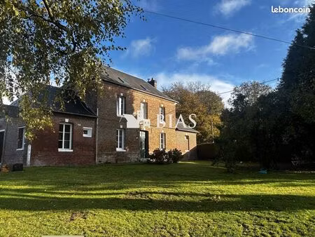 maison 9 pièces 170 m²