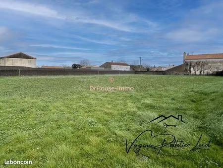 terrain 2070 m² le langon