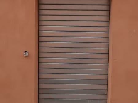 entrepôt de stockage / 101 m² / garde meuble / box / hangar / n°4