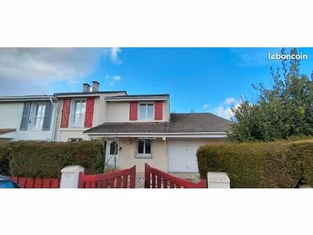 maison 135 m² de 6 pièces avec jardin garage 43m2 cave 10m2 et grenier