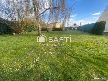terrain 804 m² rampillon