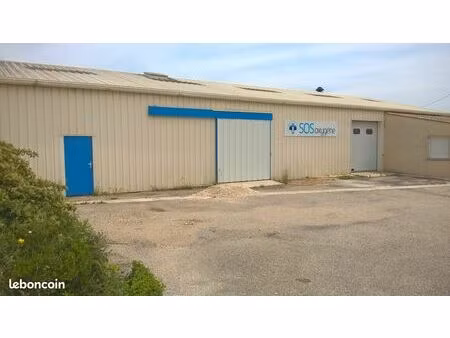 locaux d'activité -bureaux et entrepôt stockage