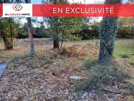 terrain 1300 m² saint julien les rosiers