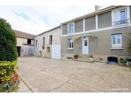 ferme 5 pièces 100 m²