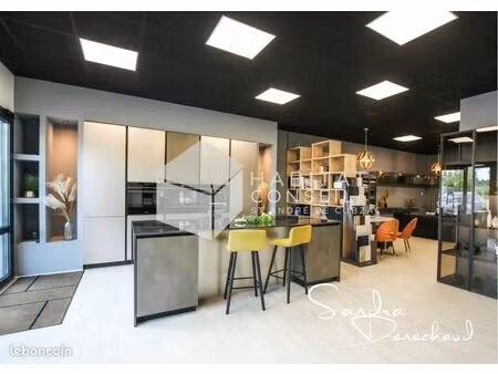 local commercial 89 m² cavignac