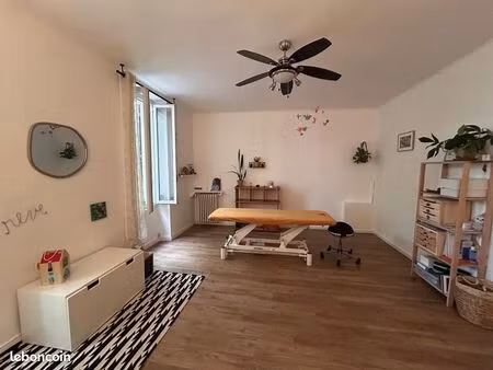 sous-location local / cabinet à pertuis