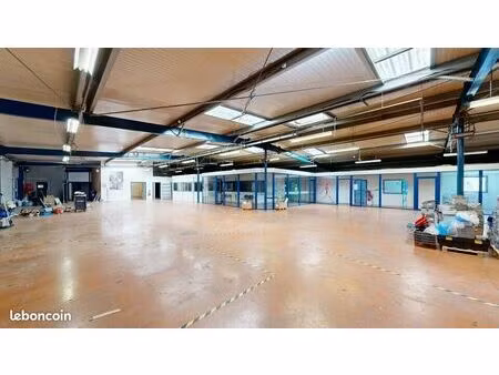 local d'activité 1 175 m²