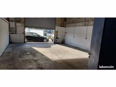 location bureau + locaux