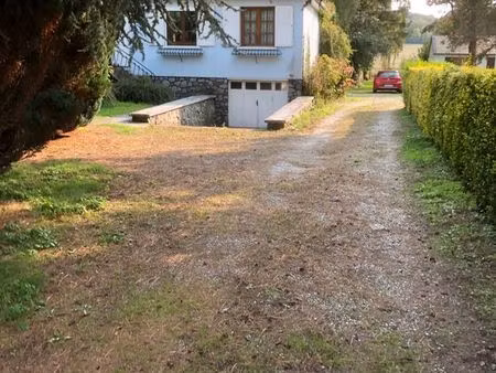 deux maisons atelier et dépendances