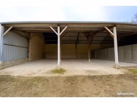 ? hangar agricole - stockage véhicules / matériel – travée de 70 à 350 m²