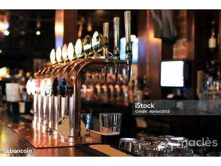 boutique 1500 m² mantes-la-ville