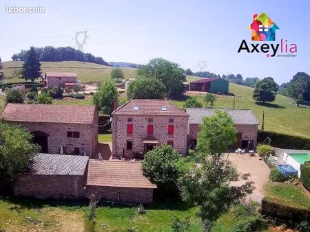 propriété 7 pièces 257 m²